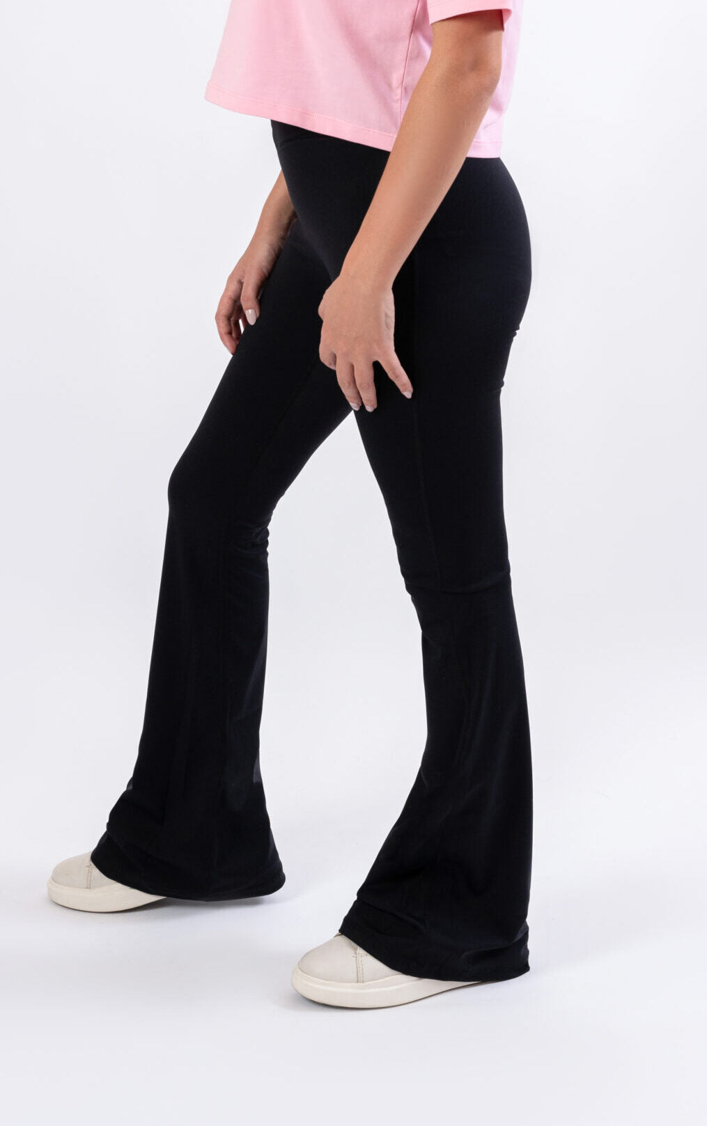 FlowMotion Flare Pants Black